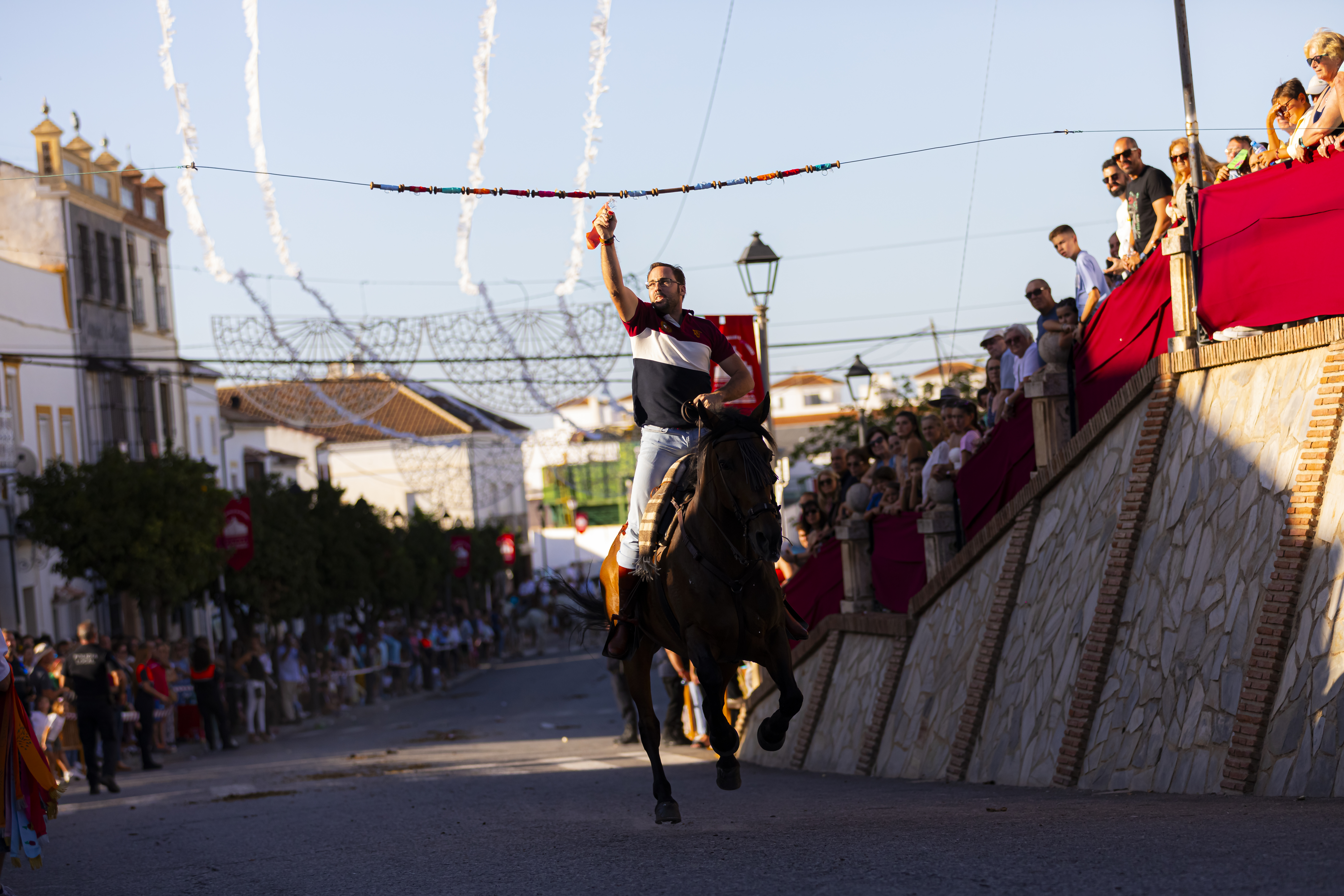 Fotografía por Rafa García Fuente de Piedra - Carrera de cintas a caballo